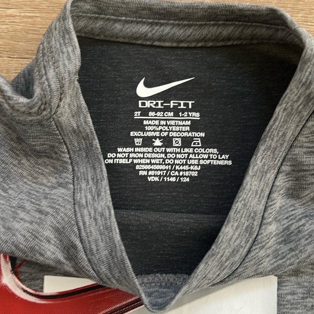 Nike Dri-Fit Boys Activewear Set Graphic T-Shirt Shorts 2T 3T - Picture 5 of 8